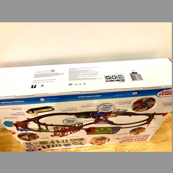 Talking Thomas & Percy Train Set, Motorized Train and Track 42 Pieces New In Box - Picture 14 of 17